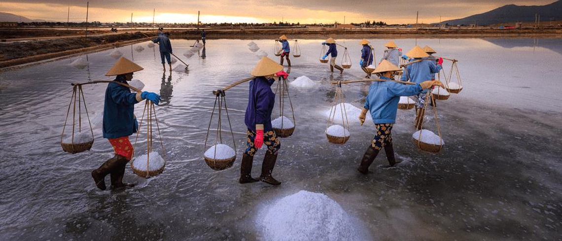 Nhiệt độ, áp suất, diện tích bề mặt...là những yếu tố ảnh hưởng tới quá trình cô cạn